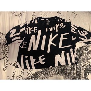 Nike Crop Top